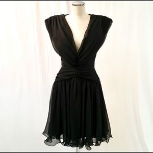 ♦️ Vintage Elissa ♦️ Black Dress